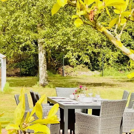 Alle Zusammen Apartment Tating